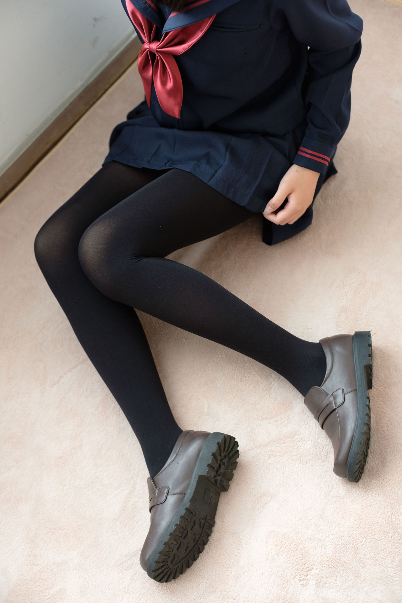 [森萝财团] BETA-024 JK黑丝少女 萝莉丝袜写真